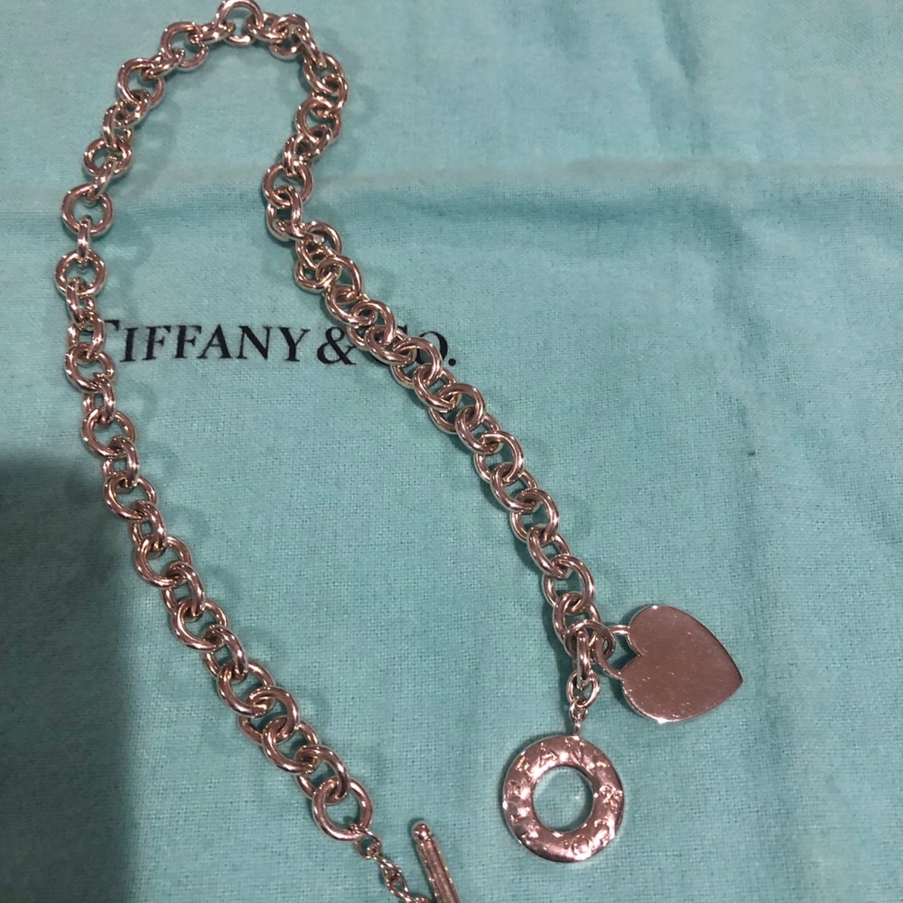 Heart toggle necklace